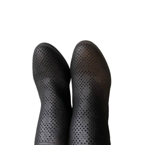 Steve Madden Boots 7 Shoe Black Booties Chunky Heel Shoes Spring Footwear Boot 7 - Picture 7 of 14